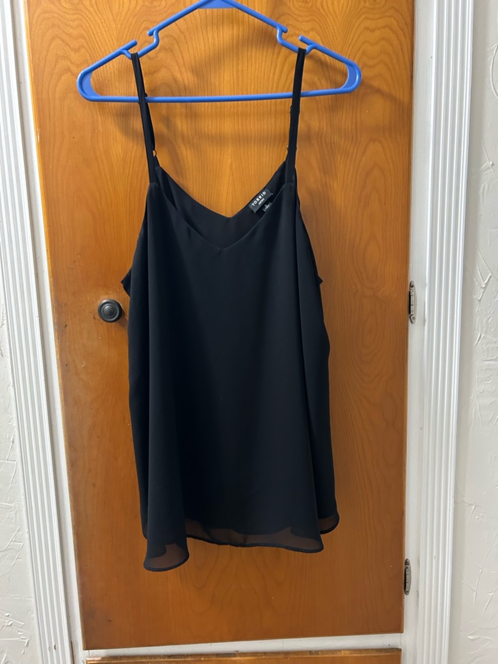 Torrid  Sophie BlackChiffon Spaghetti Strap Cami Top